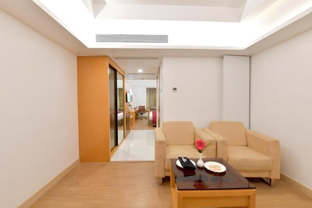 The Central Residency Thiruvananthapuram Exterior photo